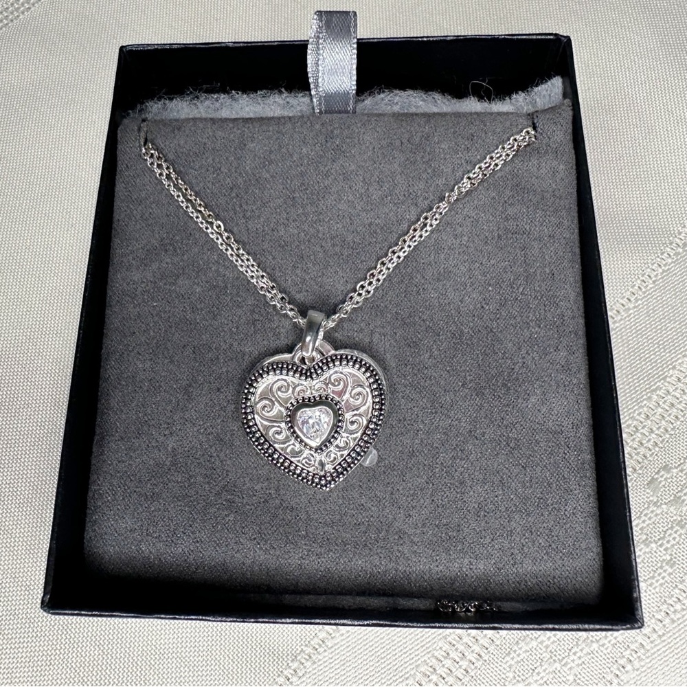 Elegant Silver Heart Pendant Necklace